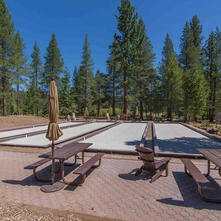 3Br Tahoe Donner Cabin With Hoa Perks Like Pools Hot-Tub Minutes To Trails Lake Golf Truckee Zewnętrze zdjęcie