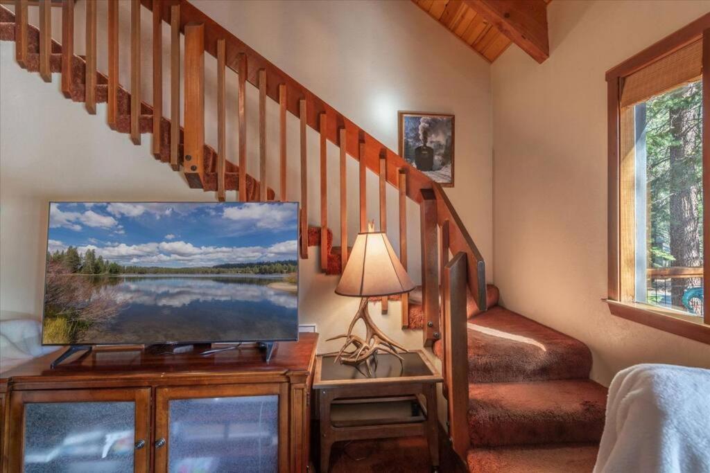 3Br Tahoe Donner Cabin With Hoa Perks Like Pools Hot-Tub Minutes To Trails Lake Golf Truckee Zewnętrze zdjęcie