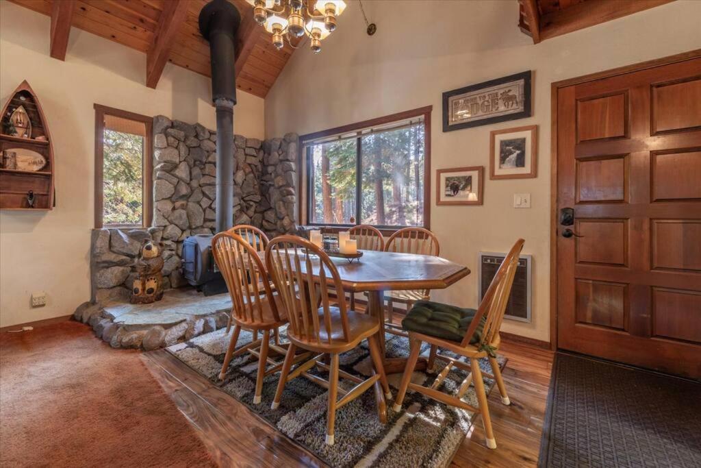 3Br Tahoe Donner Cabin With Hoa Perks Like Pools Hot-Tub Minutes To Trails Lake Golf Truckee Zewnętrze zdjęcie